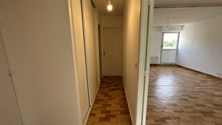  Appartement à louer 1 pièce 45 m²