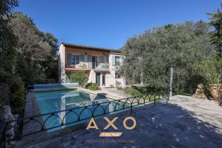  Villa à vendre 8 pièces 205 m²