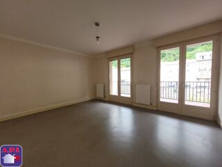  Appartement à louer 3 pièces 55 m²