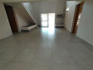  Maison � vendre 6 pi�ces 240 m� Somone