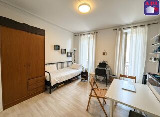  Immeuble à vendre 168 m²