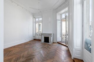  Appartement à vendre 7 pièces 103 m²