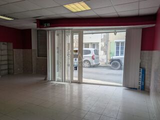  Immeuble à vendre 5 pièces 200 m²