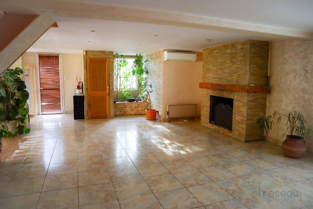 � vendre  Villa Roquevaire (13360)