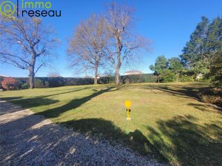  Terrain à vendre 832 m²