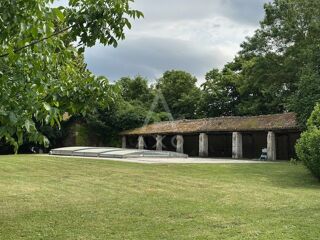  Villa � vendre 15 + pi�ces 330 m�