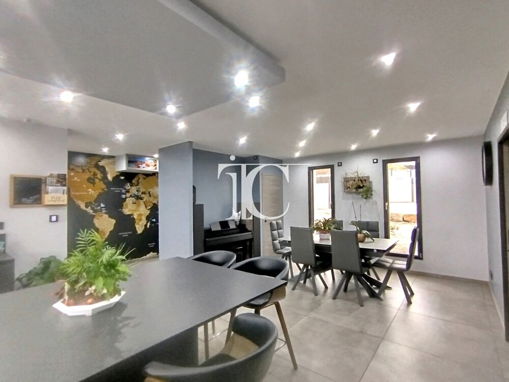  vendre  Maison Vinezac (07110)