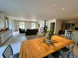  Maison � vendre 10 pi�ces 180 m�