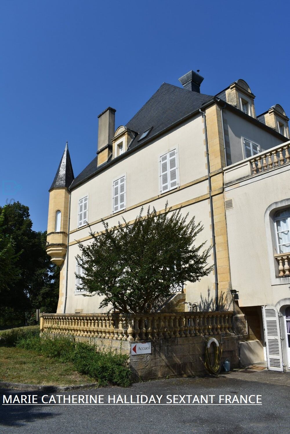 à vendre  Propriété/château Valojoulx (24290)