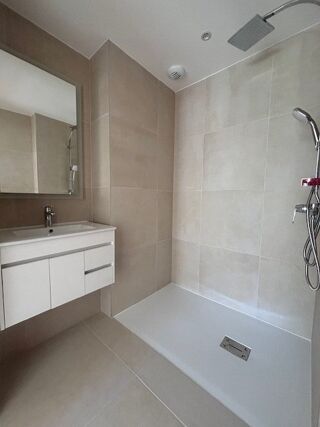  Appartement à vendre 4 pièces 77 m²