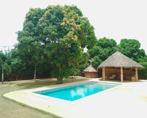  Maison � louer 4 pi�ces 200 m� Saly