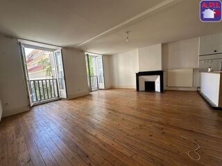  Appartement à louer 3 pièces 81 m²