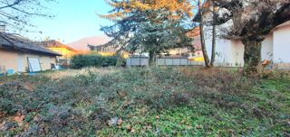  Terrain à vendre 553 m²