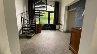  Villa  vendre 8 pices 275 m