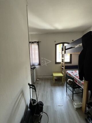  Immeuble � vendre 215 m�