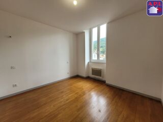  Appartement � louer 5 pi�ces 112 m�