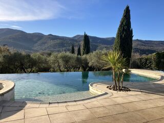  Maison � vendre 6 pi�ces 212 m�