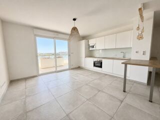  Appartement à louer 3 pièces 60 m²