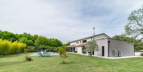   Maison contemporaine Maison - 5 pi�ce(s) - 290 m�