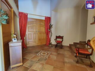  Villa � vendre 6 pi�ces 192 m�