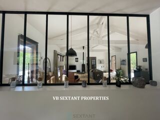  Villa à vendre 8 pièces 228 m²