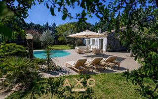  Villa à vendre 9 pièces 240 m²