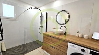  Immeuble � vendre 185 m�