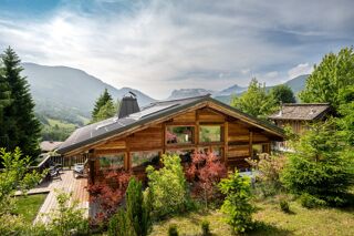  Maison  vendre 6 pices 202 m