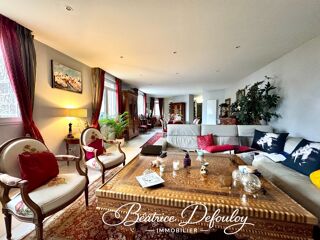  Villa � vendre 9 pi�ces 350 m�