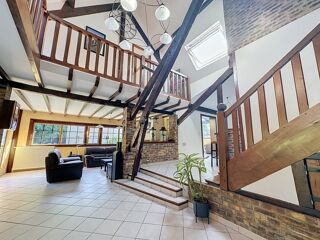  Maison à vendre 8 pièces 245 m²