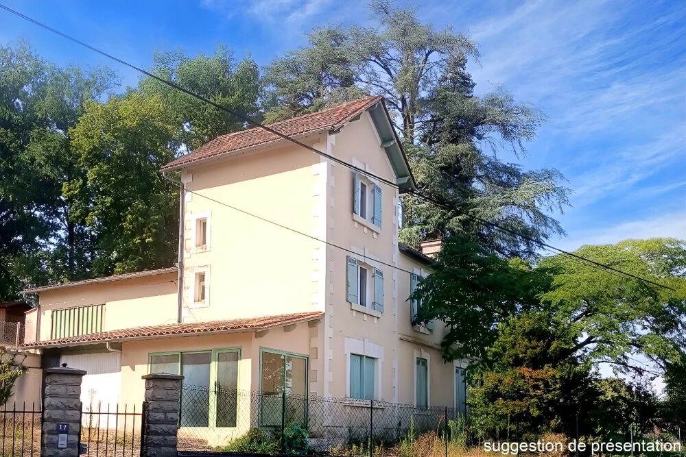 Maison 8 pièces 154 m² · à Riberac · 154 m² · 170 000 €