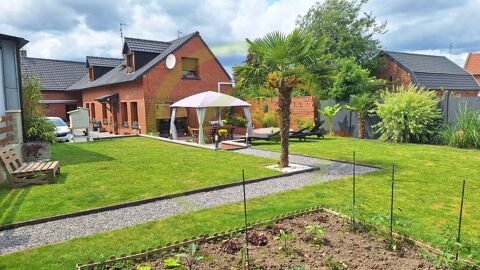   Maison Maison - 8 pi�ce(s) - 217 m�