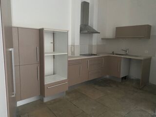  Appartement à louer 4 pièces 97 m²
