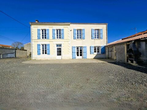   Maison Maison - 5 pi�ce(s) - 145 m�