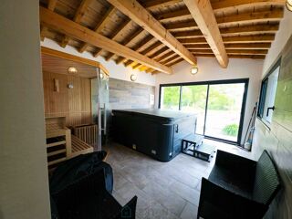  Maison à vendre 15 + pièces 360 m²
