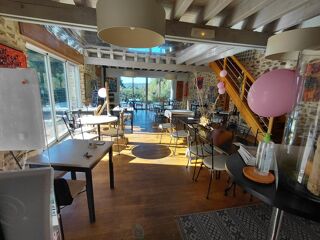  Villa � vendre 5 pi�ces 200 m�