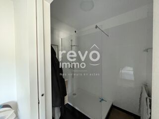  Appartement à louer 3 pièces 75 m²