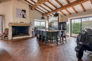  Maison � vendre 7 pi�ces 243 m�