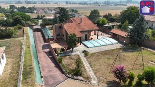  Villa à vendre 5 pièces 184 m²