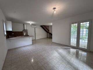  Maison à louer 4 pièces 74 m²