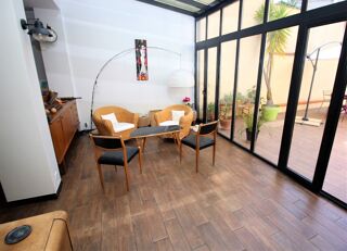  Villa � vendre 8 pi�ces 250 m�