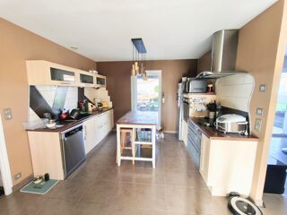  Maison � vendre 6 pi�ces 125 m� Les epesses