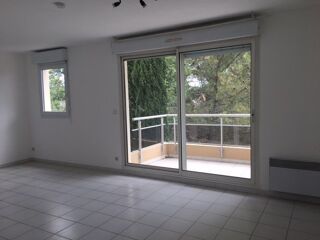  Appartement à louer 2 pièces 47 m²