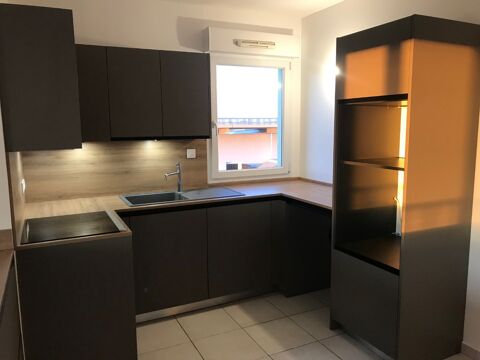  Appartement � louer 5 pi�ces 130 m�