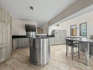  Maison à vendre 7 pièces 250 m²