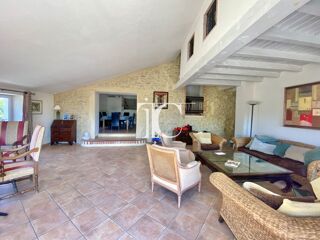  Maison à vendre 8 pièces 272 m²
