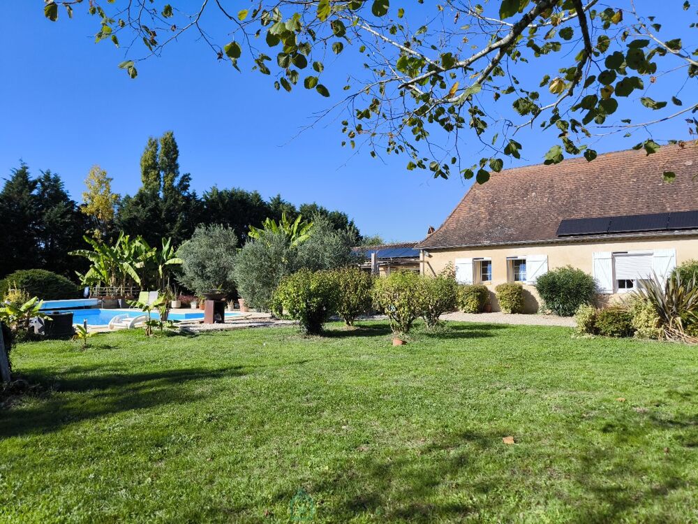 Maison 12 pièces 265 m² · à Bergerac · 265 m² · 479 000 €