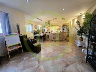  Maison à vendre 10 pièces 484 m²