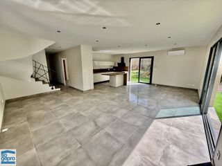  Maison  vendre 4 pices 115 m