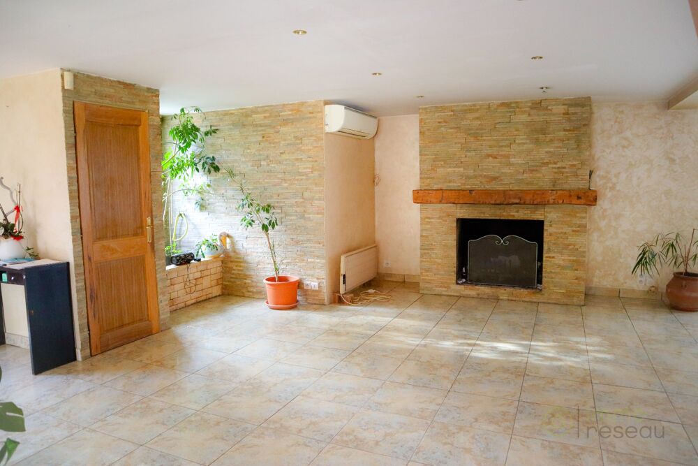 � vendre  Villa Roquevaire (13360)